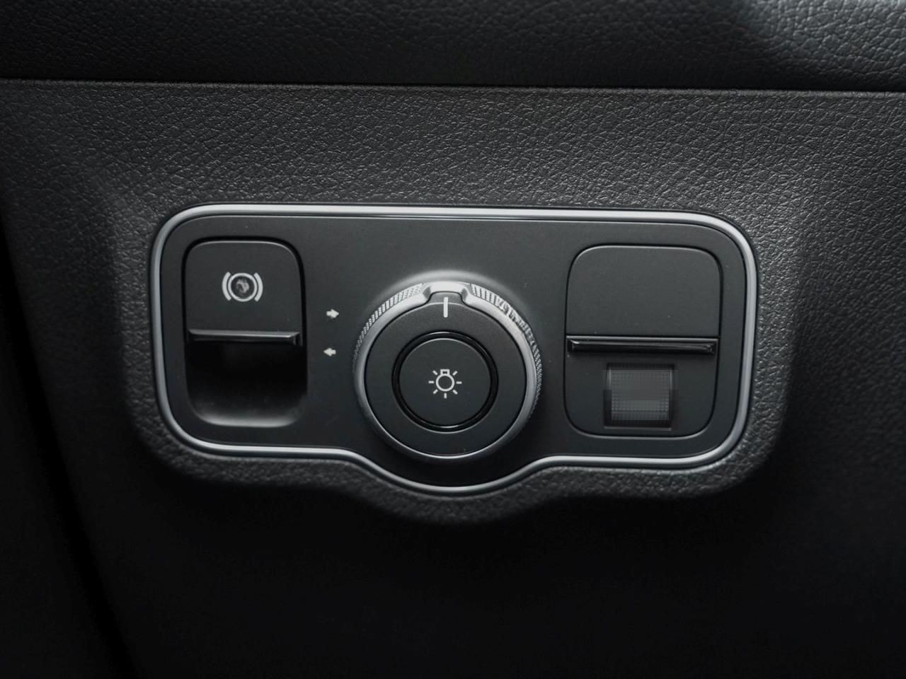 Mercedes-Benz GLB 180 AMG Night Navi Distronic AHK Kamera foto 10