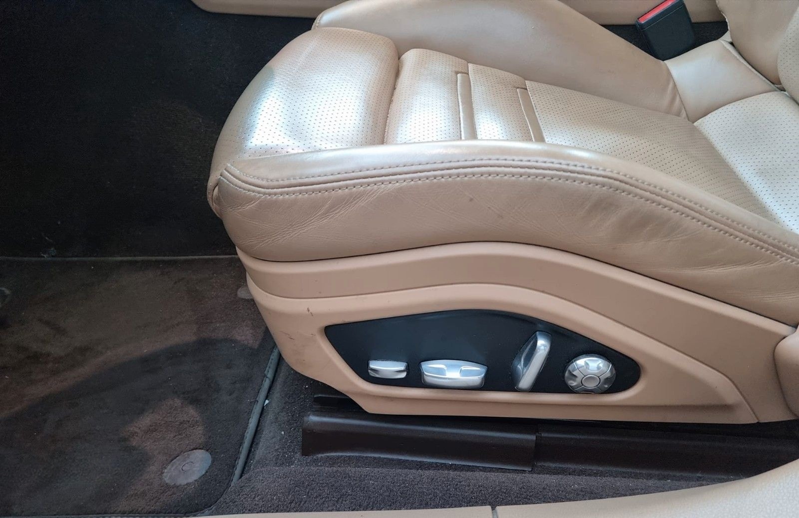 Porsche Panamera 4 foto 12