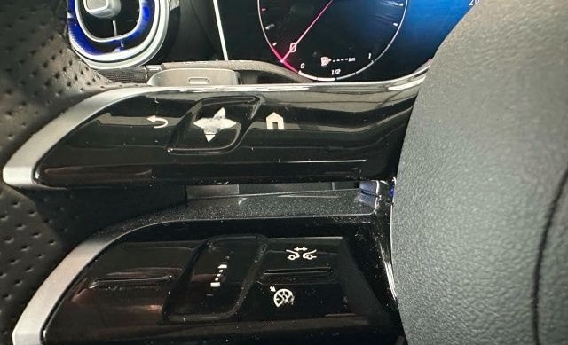 Mercedes-Benz GLC 300 de 4M AMG+AHK+HA-LENKUNG+PANORAMADACH foto 24