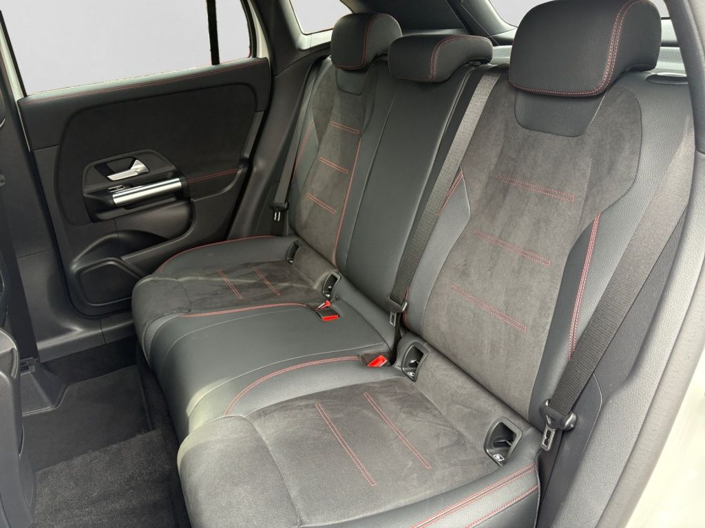 Mercedes-Benz GLA 180 AMG|LED|KAM|PTS|SHZ|TEMP|KEYL foto 14