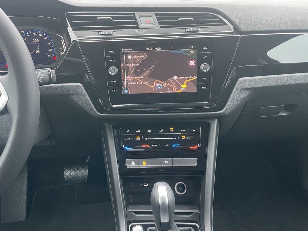 Volkswagen Touran 1.5 TSI Highline DSG+LED+CLIMAT+APP+NAV foto 13
