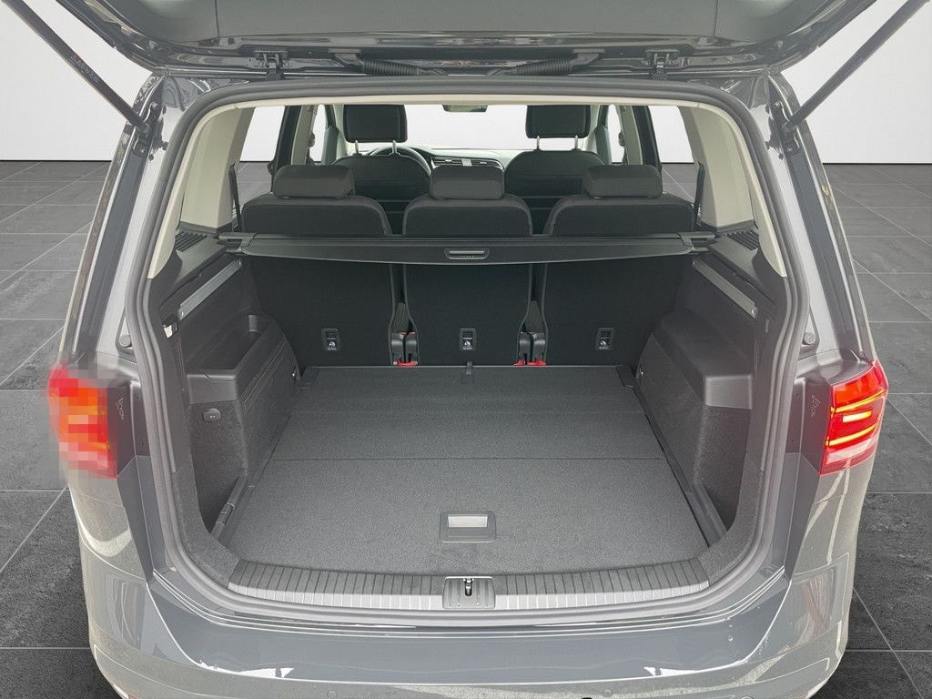 Volkswagen Touran 1.5 TSI Highline DSG+LED+CLIMAT+APP+NAV foto 22