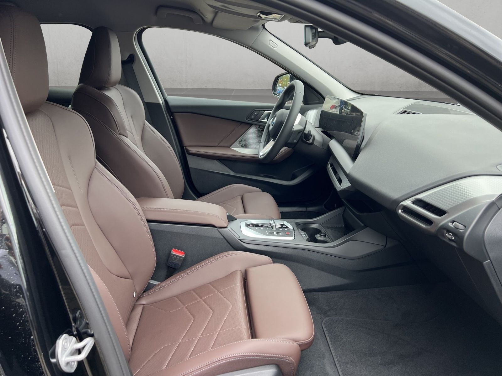 BMW 120d M SPORT DESIGN LED KOMFORTZUG RÜCKFAHR SHZ foto 20