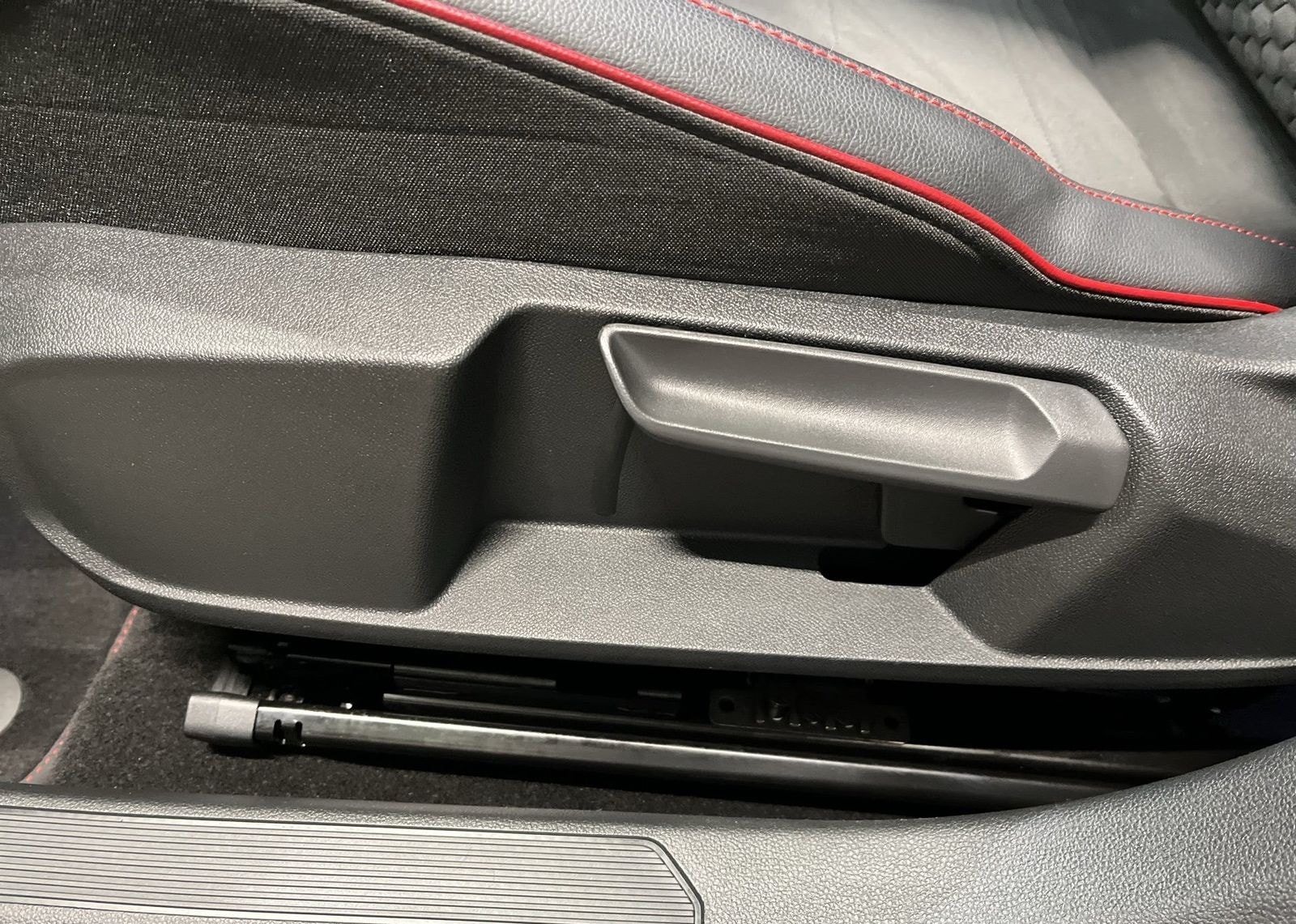 Volkswagen Golf VIII GTI Clubsport 2.0 TSI DSG foto 14