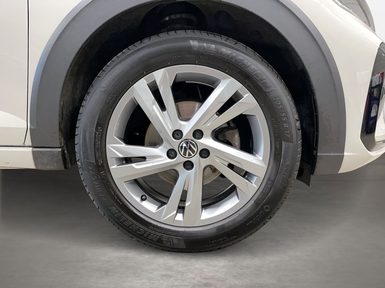 Volkswagen Taigo R-Line 1.0 TSI DSG AUT Fernlichtass. LED foto 4