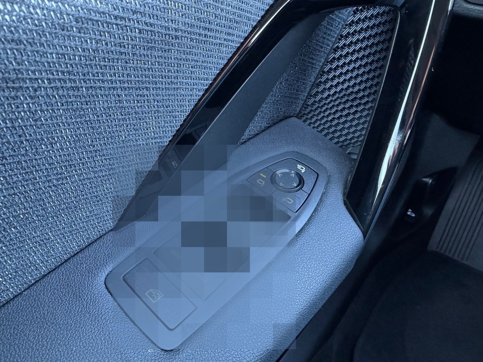 BMW X1 xDrive23i KeyLess Adapt-LED DAB ParkAssSyst foto 9