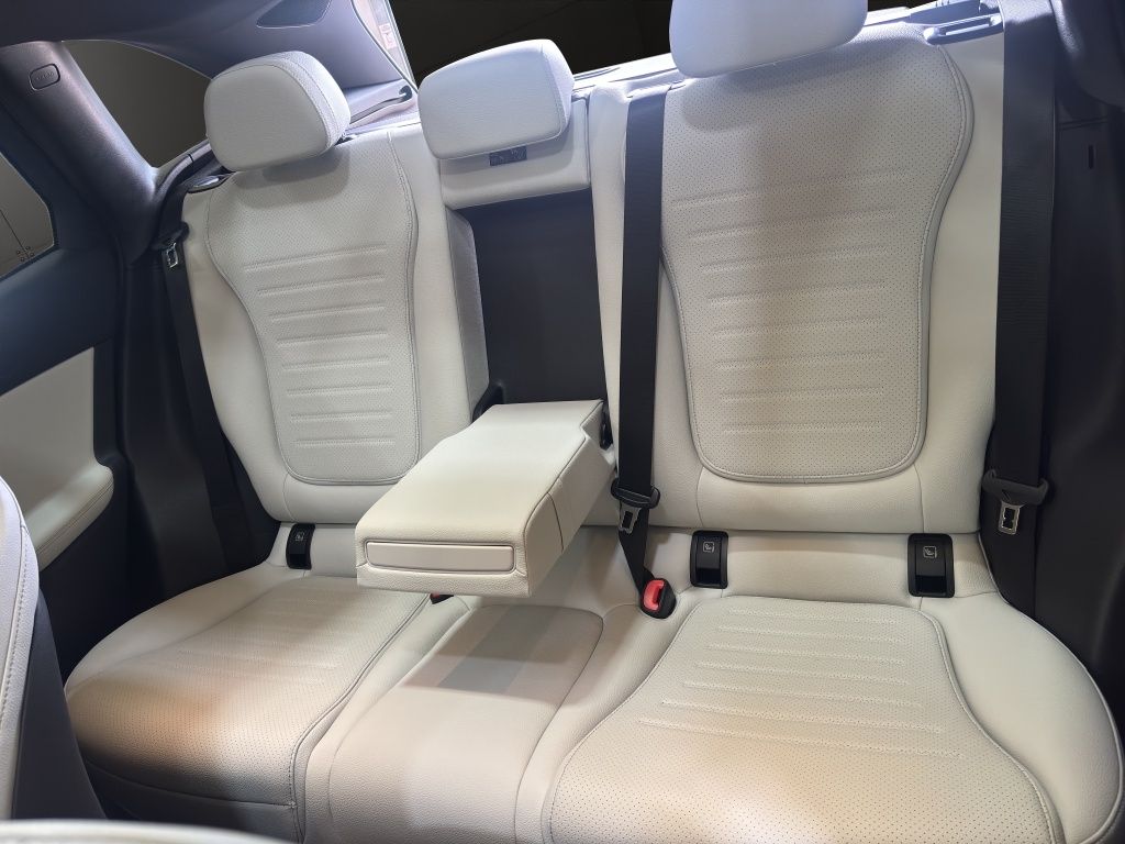 Mercedes-Benz GLC 300 de 4M EDITION AMG PANO DISTRONIC 360°AHK foto 7