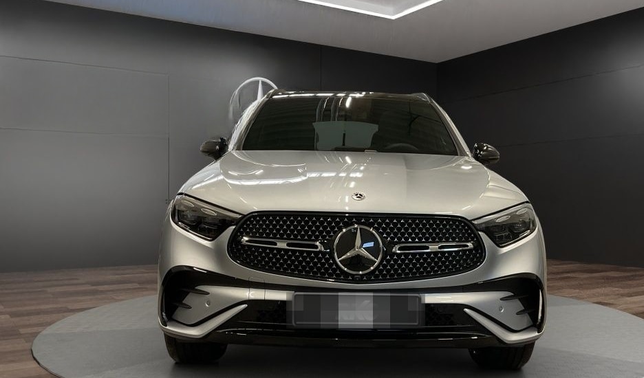 Mercedes-Benz GLC 300 de 4M EDITION AMG PANO DISTRONIC 360°AHK foto 4