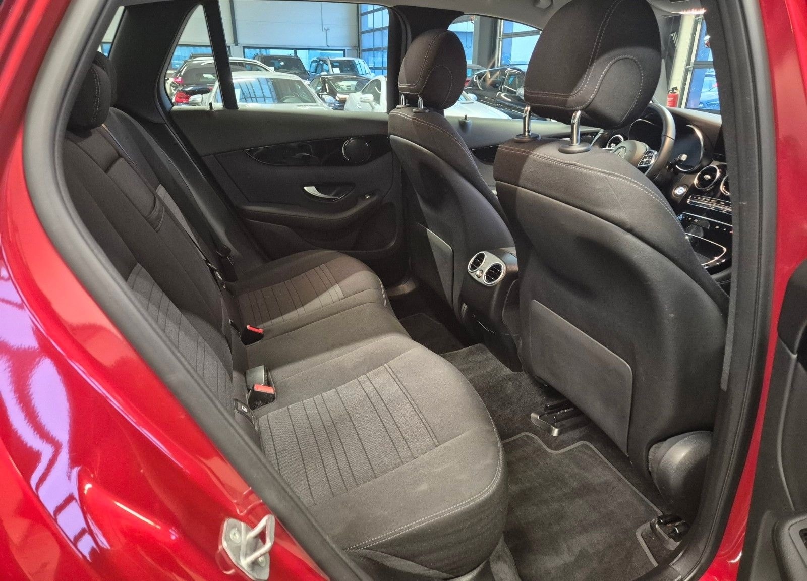 Mercedes-Benz GLC 300 d 4M DISTRONIC MBUX 360CAM SPURPAKET AHK foto 13