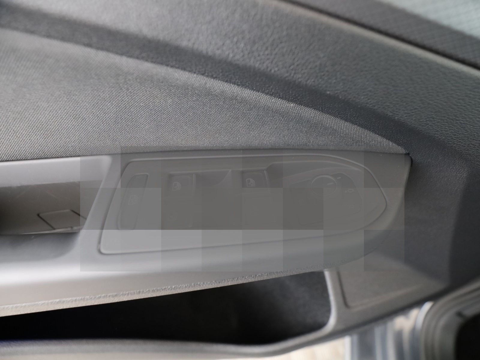 Volkswagen Golf VIII 1.5 TSI Active LED+RFK+Navi+StandH foto 18