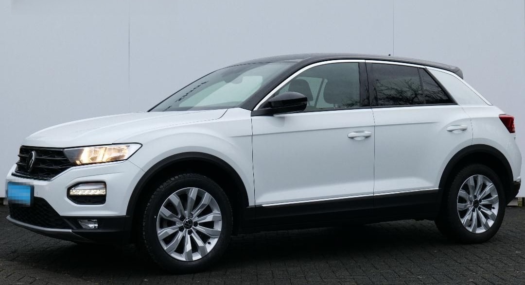 Volkswagen T-ROC Sport 1.5 TSI 150PS 6-GANG APP+PDC+SITZHEI foto 2