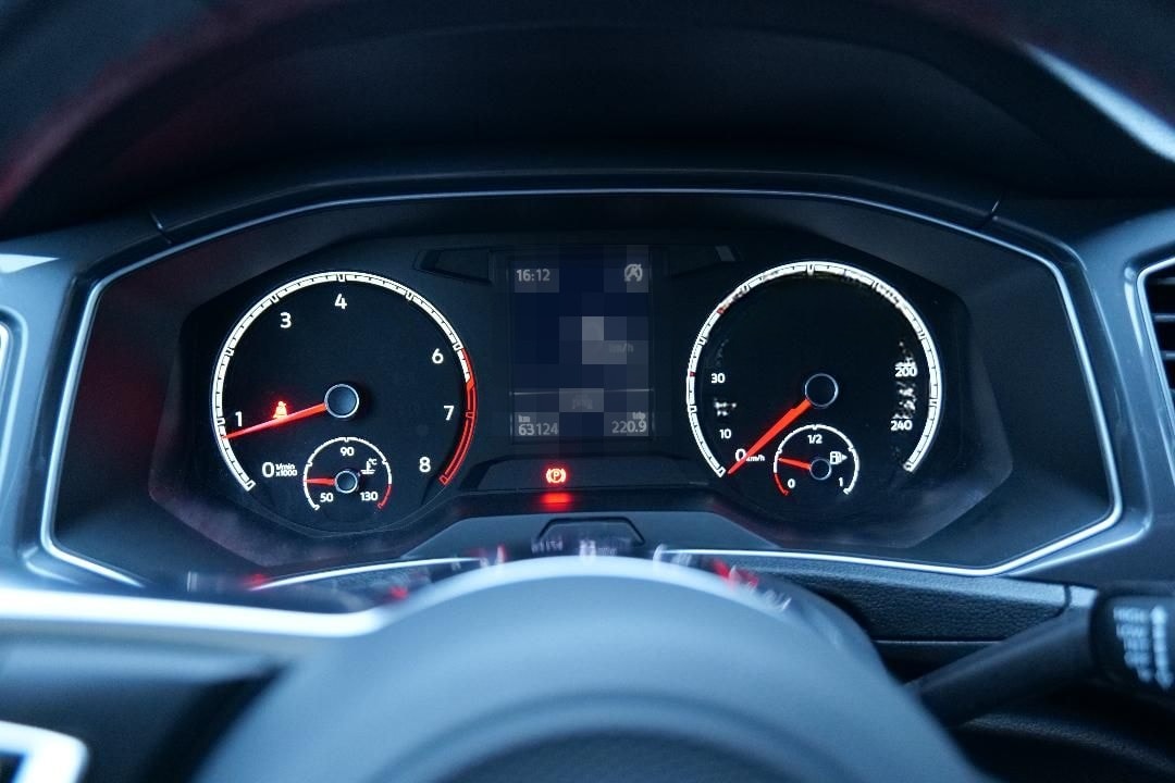 Volkswagen T-ROC Sport 1.5 TSI 150PS 6-GANG APP+PDC+SITZHEI foto 16