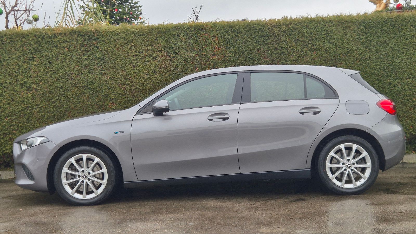 Mercedes-Benz A 250 e DCT/NAVI/ACC/CarPlay/Android/DAB/SHZ/ALU foto 3