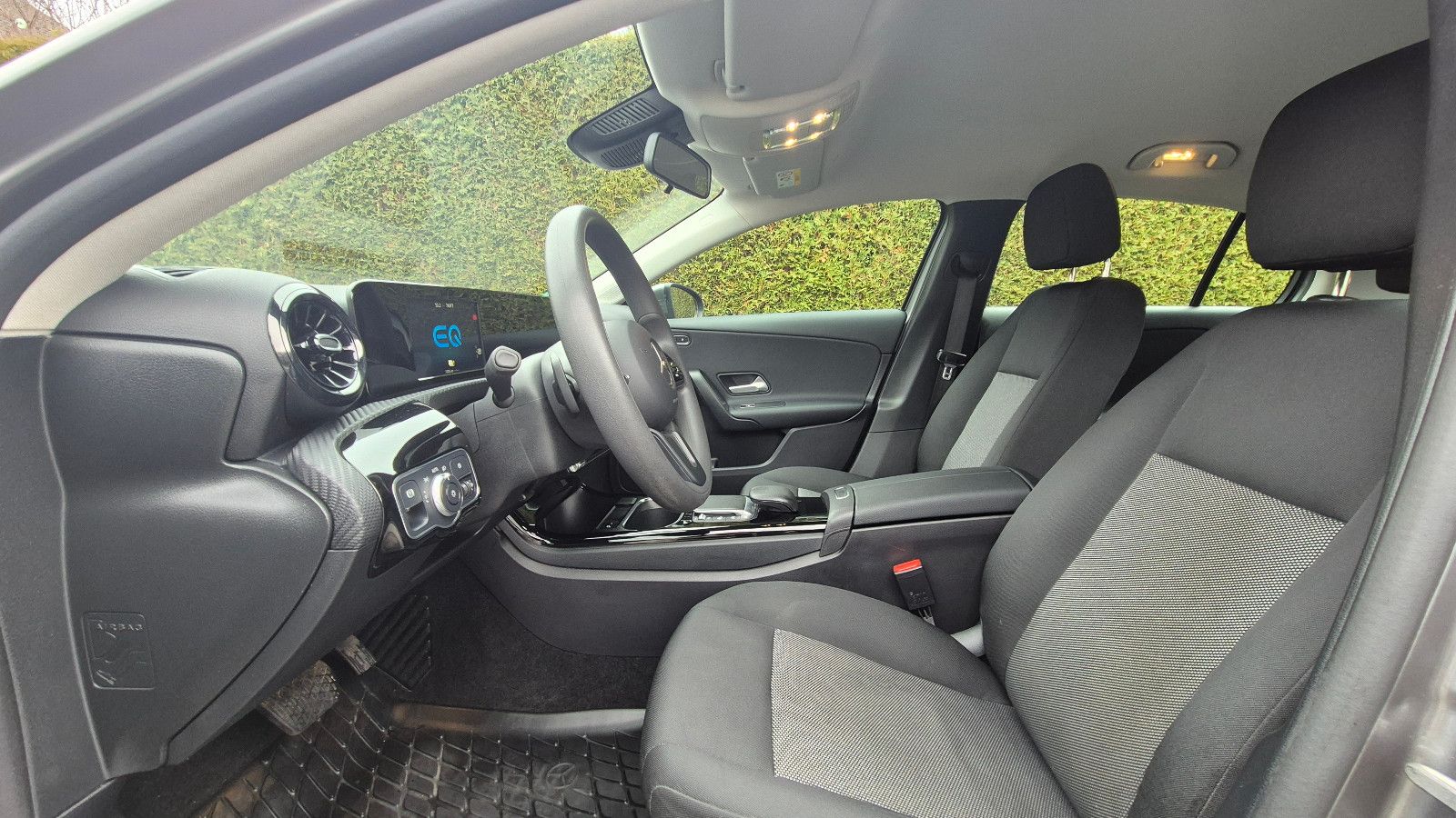 Mercedes-Benz A 250 e DCT/NAVI/ACC/CarPlay/Android/DAB/SHZ/ALU foto 10