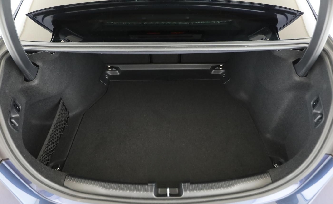 Mercedes-Benz C 200 d AMG+DISTR+HUD+STANDHEIZUNG+360°+AMBIENTE foto 14