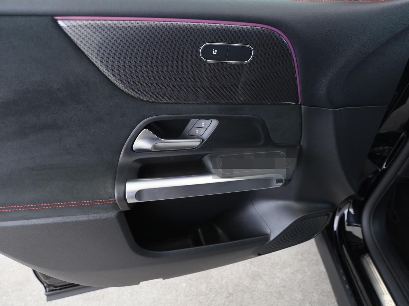 Mercedes-Benz GLB 200 AMG+LED+SPUR+SPIEGEL+AMBIENTE+KAMERA+SHZ foto 10