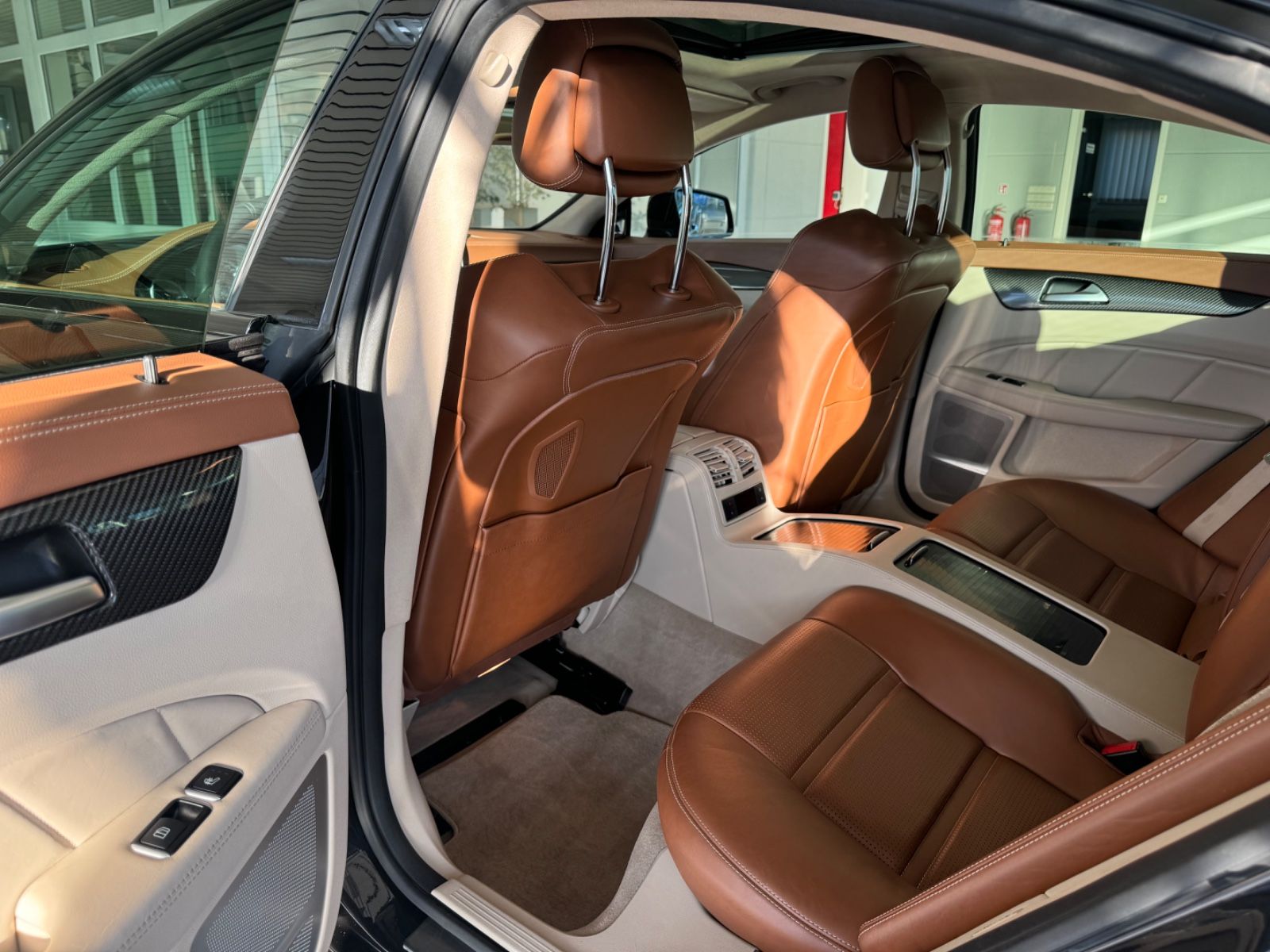 Mercedes-Benz CLS63 S AMG*B&O*360°*NAPPA*KERAMIKBREMSE*4-MATIC foto 16