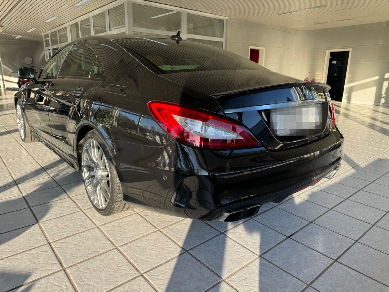 Mercedes-Benz CLS63 S AMG*B&O*360°*NAPPA*KERAMIKBREMSE*4-MATIC foto 7