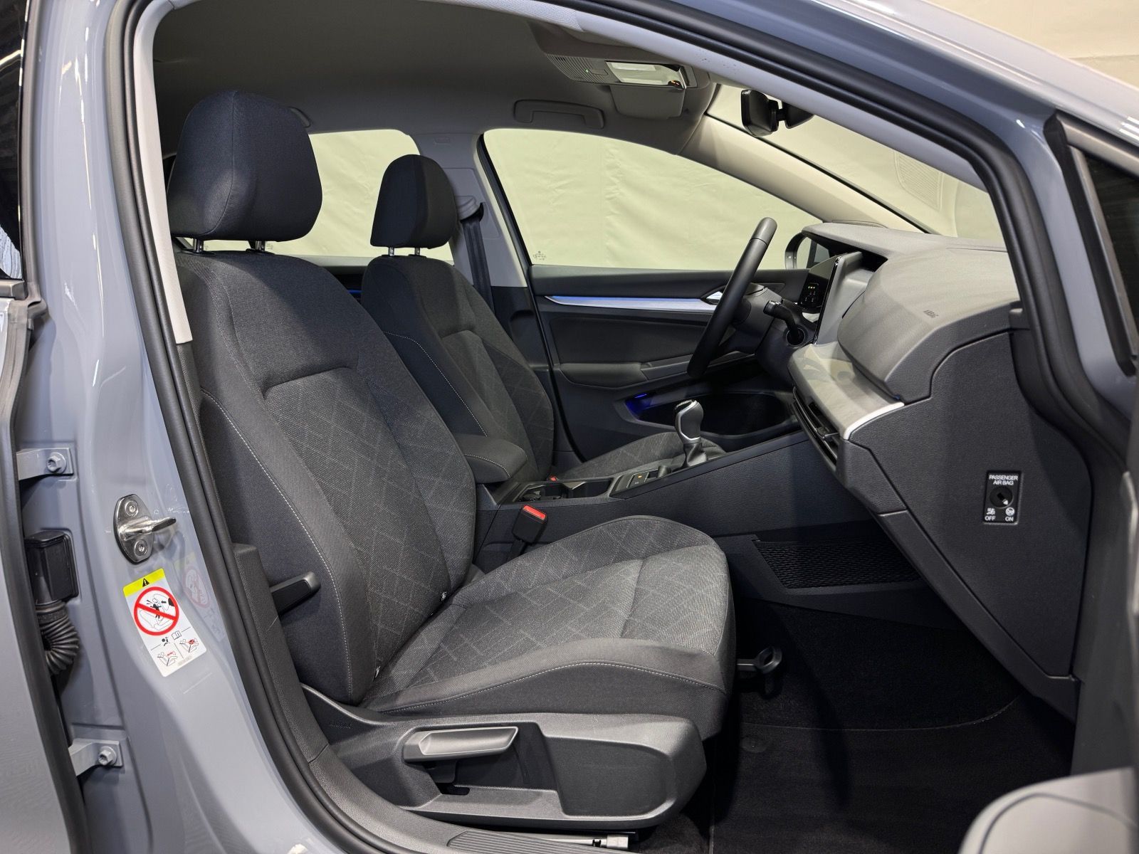 Volkswagen Golf Life 1.5 TSI | LED NAVI RÜKA ACC DAB PDC foto 24