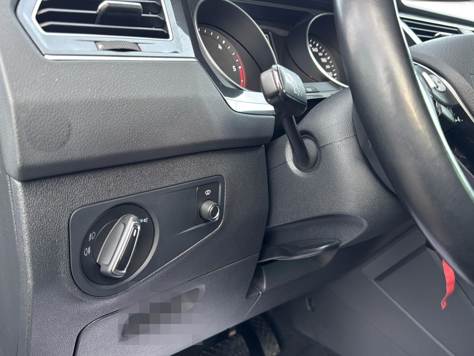 Volkswagen Tiguan Highline 4Motion+LED+HUD+AHK+ACC+1.HAND foto 17