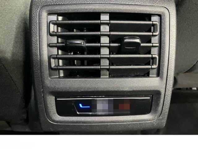 Volkswagen Golf VIII 1.5 TSI LED NAV SHZ KAMERA Life foto 16