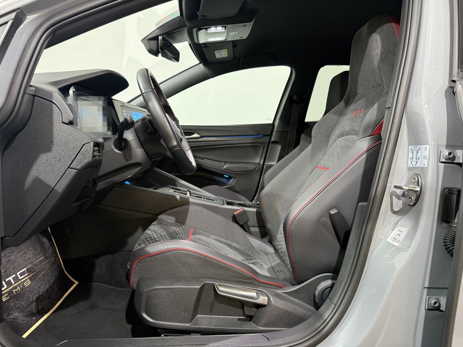 Volkswagen Golf VIII GTI Clubsport *Akrapovic*Matrix*DAB+* foto 14