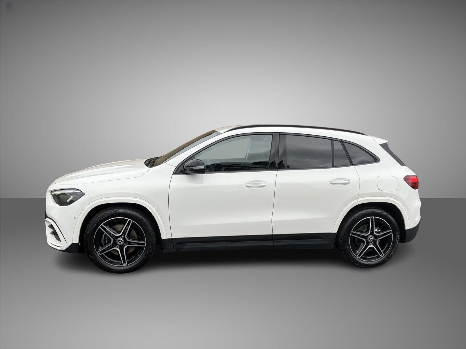 Mercedes-Benz GLA 180 AMG Line LED*Memory-P*Night*Kamera*Keyl* foto 3
