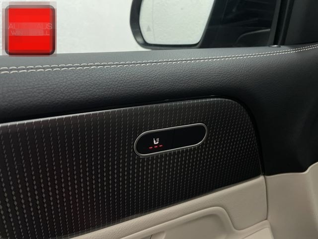 Mercedes-Benz GLB 220 d NIGHT PANO+MASSAGE+KEYLESS+DISTRONIC+ foto 14