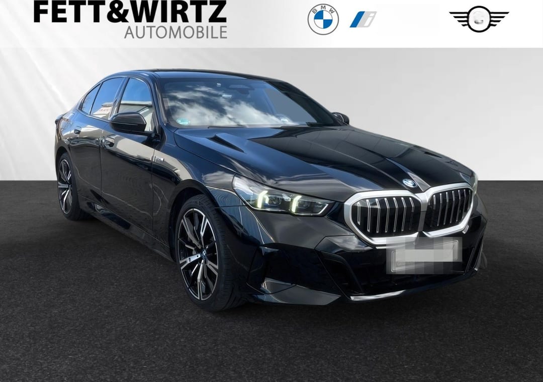 BMW 550e xDrive M Sport 2024