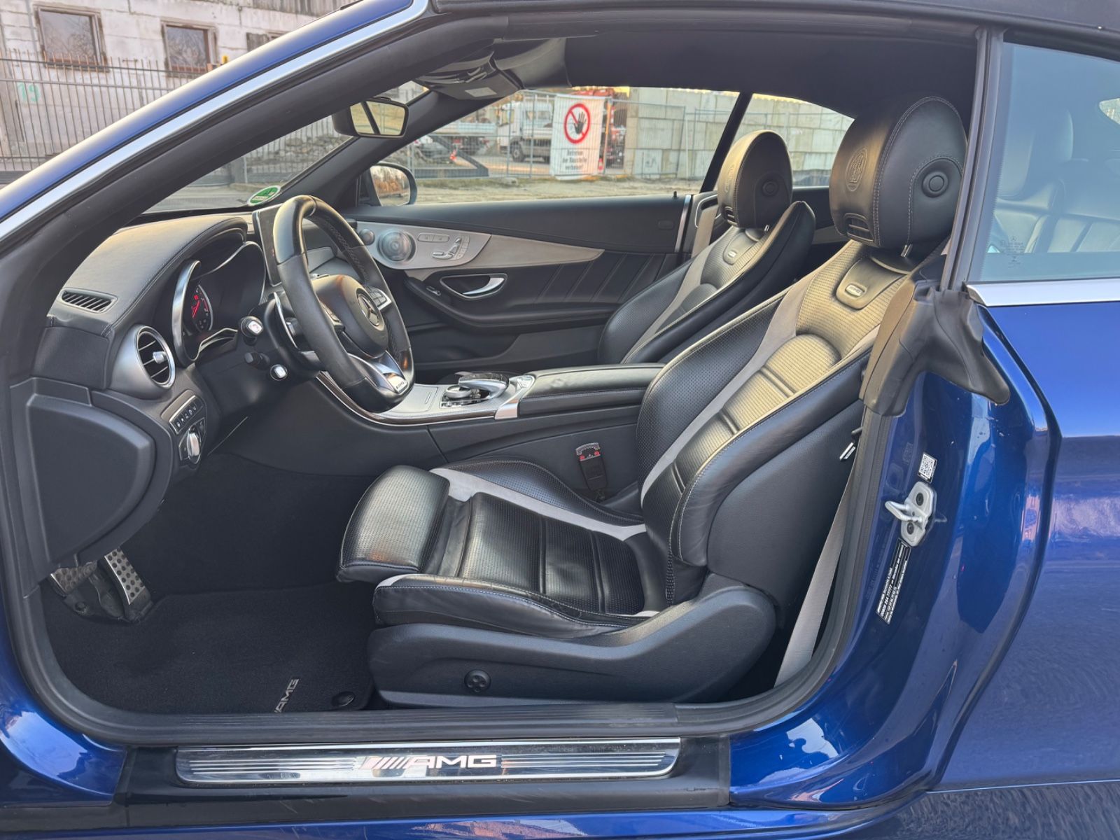 Mercedes-Benz C 63 S AMG Cabrio foto 16