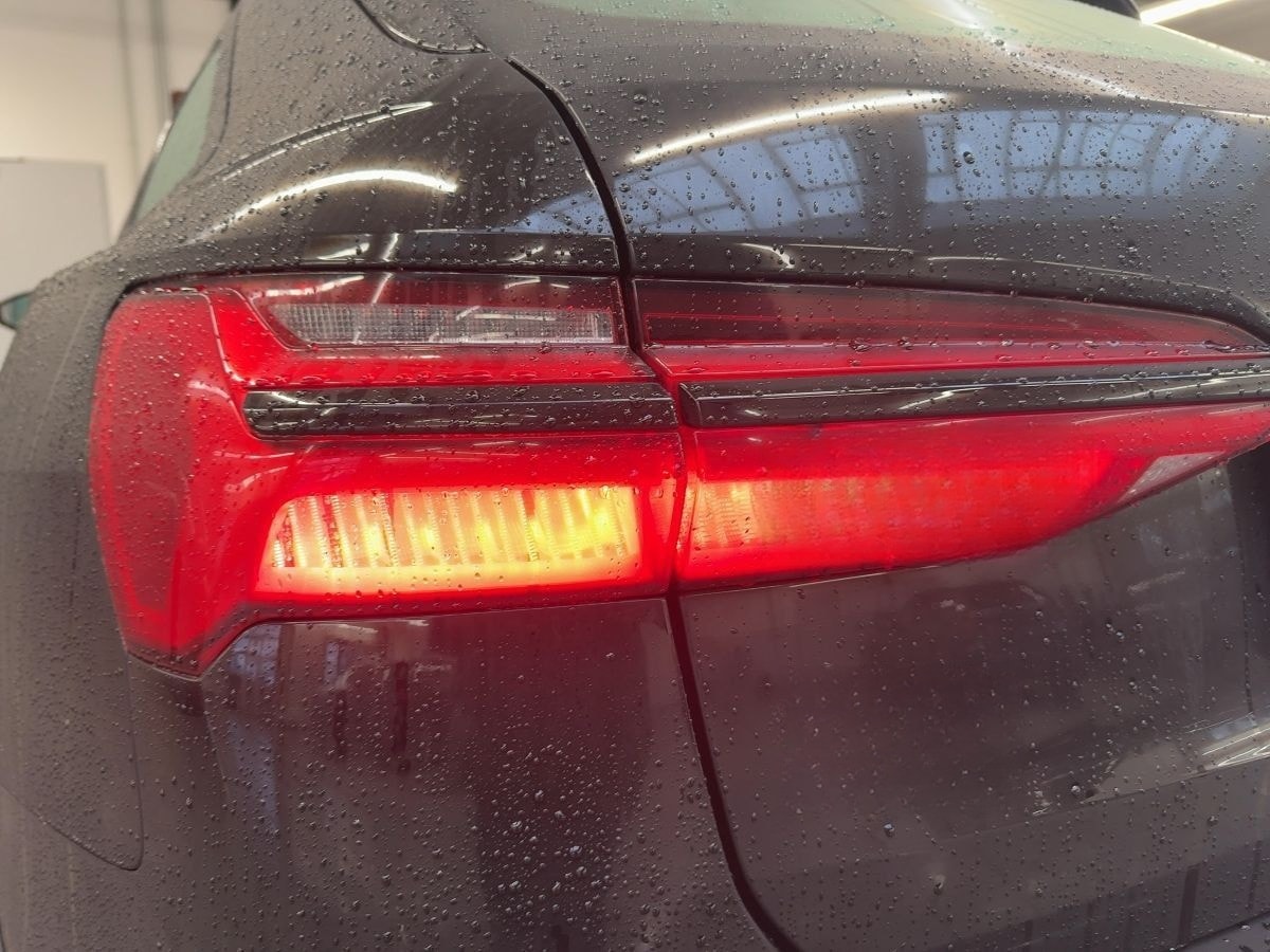 Audi A6 allroad quattro 40 TDI Standh AHK Luftf Navi foto 17