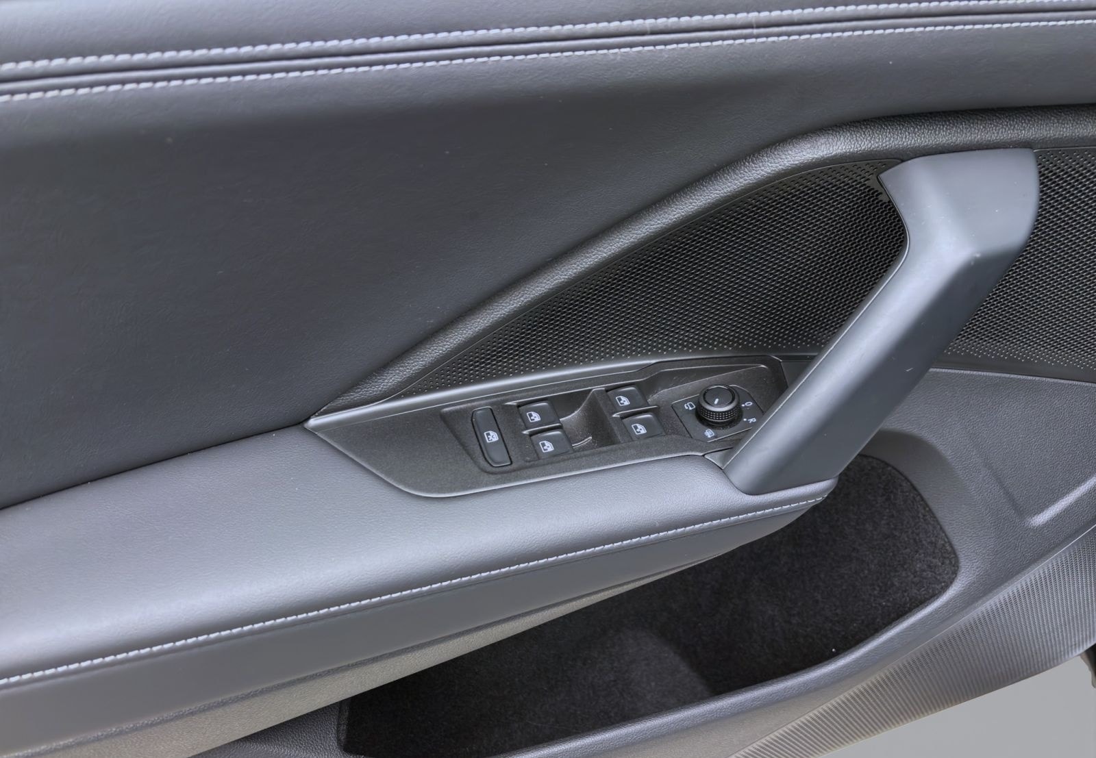 Volkswagen Tayron 1.5 eTSI DSG LIFE AHK KAMERA KLIMA SHZG foto 10