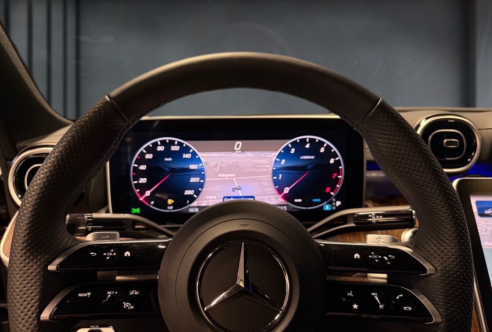 Mercedes-Benz C 180 AMG Night, DiG.L,AMBIE,MBUX,CARP,AHK foto 7