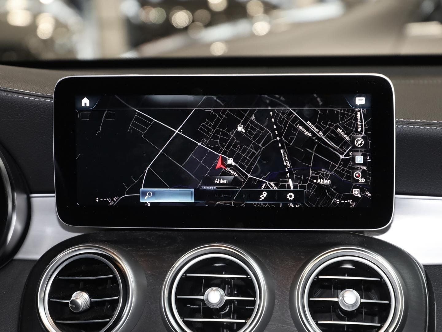 Mercedes-Benz GLC 300 e 4M Rückfahrkamera Sitzheizung MBUX AHK foto 8