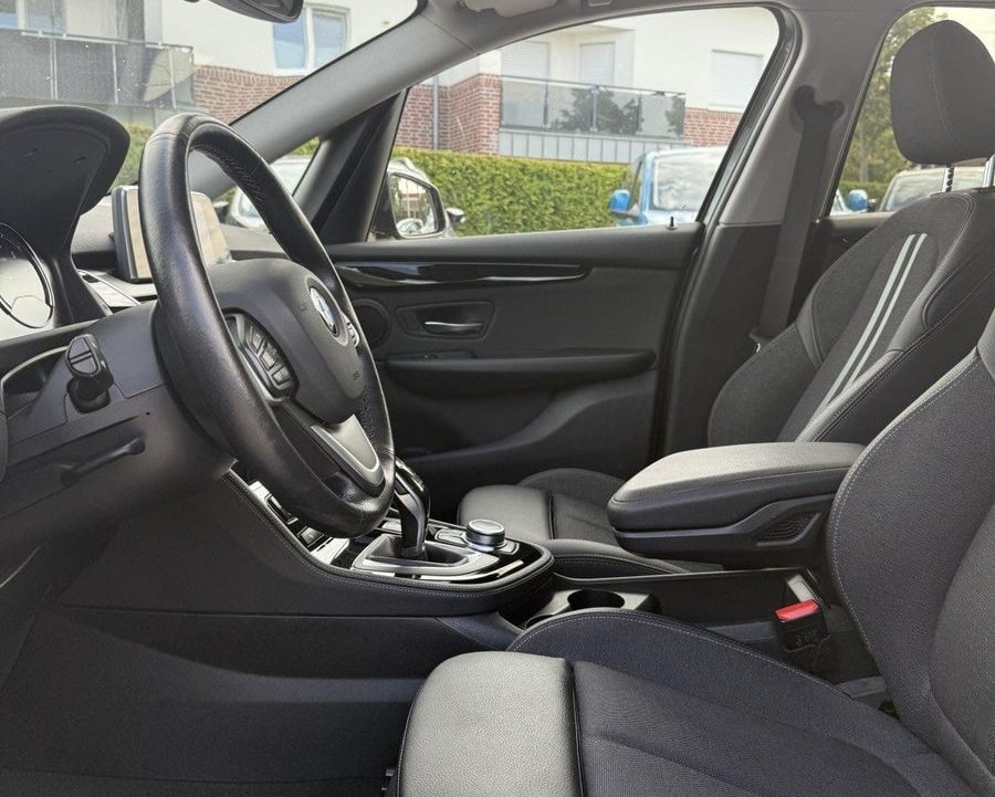 BMW 220 Active Tourer i Sport Line Tempomat Kamera N foto 10