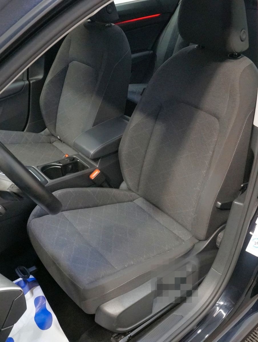 Volkswagen Golf VIII Variant Life 2.0 TDI *LED*NAVI*CARPLAY foto 10