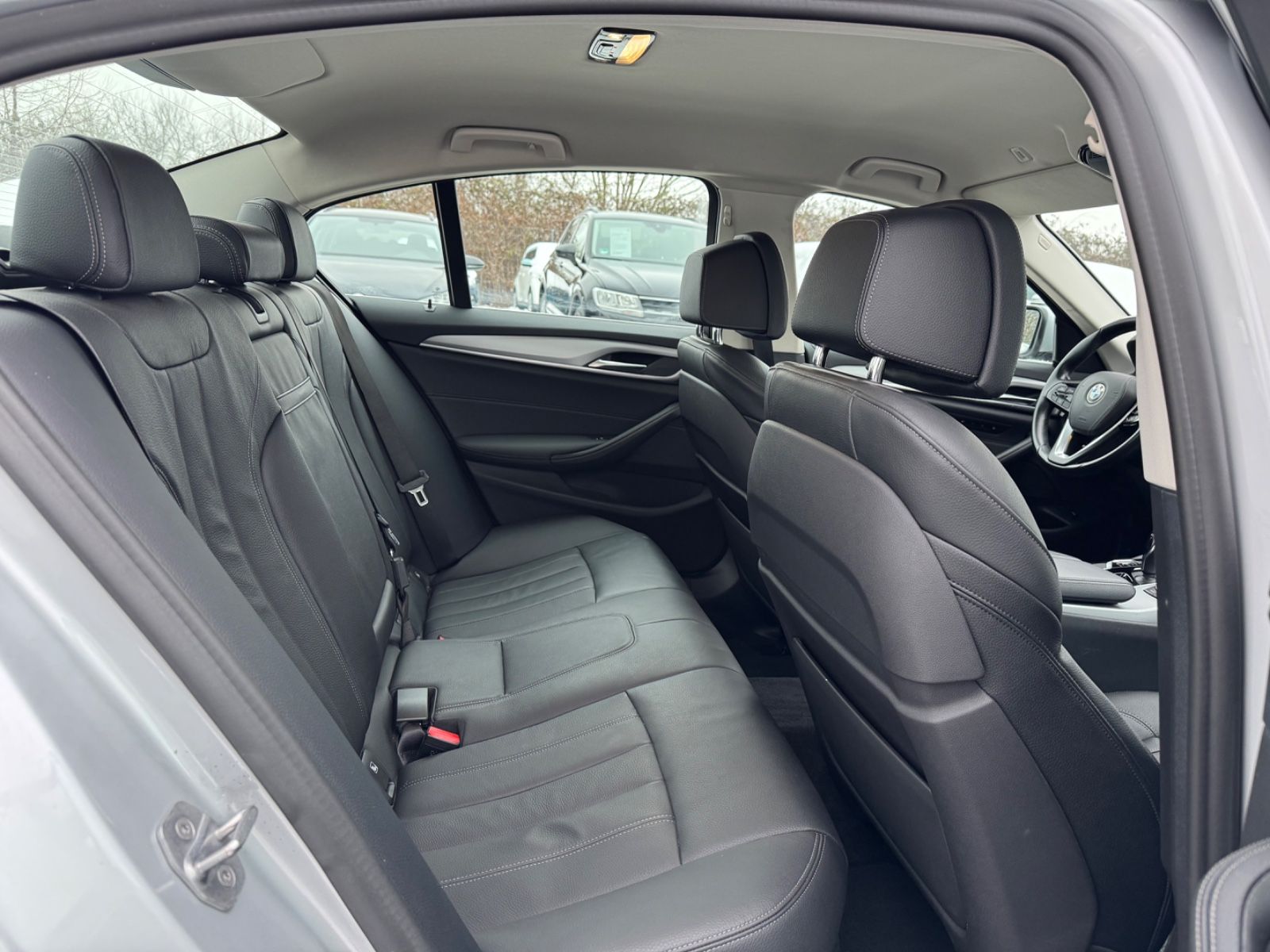 BMW 530 d/AUT/SHZ/PDC/TEMP/ foto 13