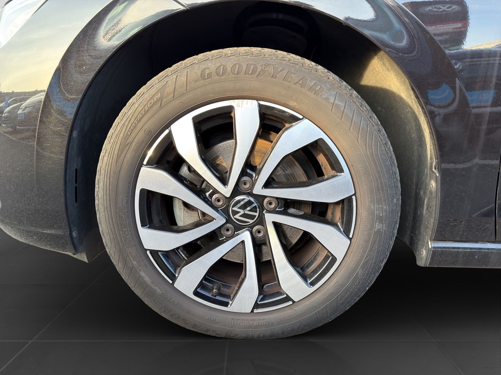 Volkswagen Golf 2.0 TDI DSG ACTIVE NAVI AHK KAMERA SITZHZG foto 7