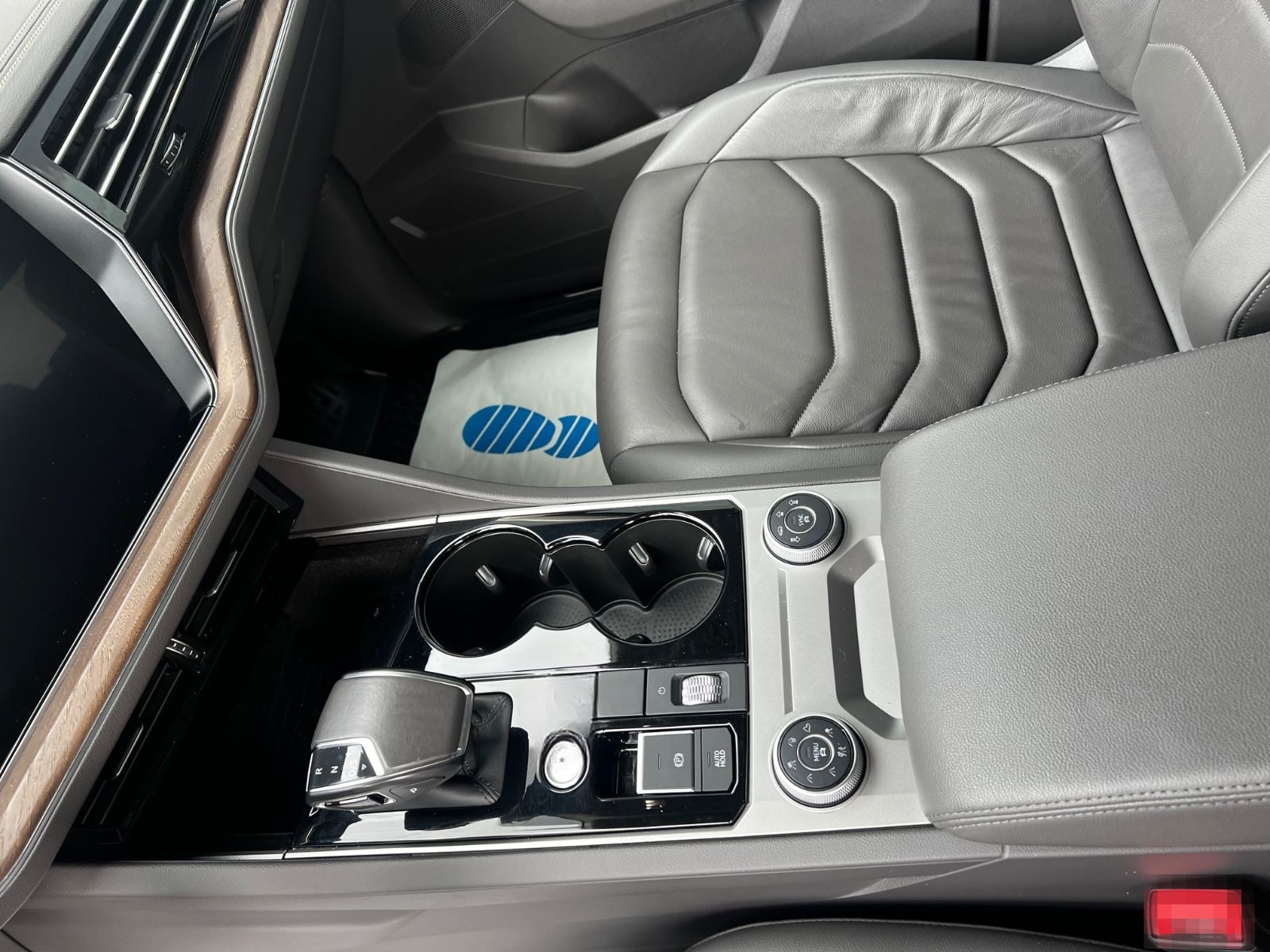 Volkswagen Touareg Atmosphere 4Motion 3.0 V6 TDI/R-line foto 9