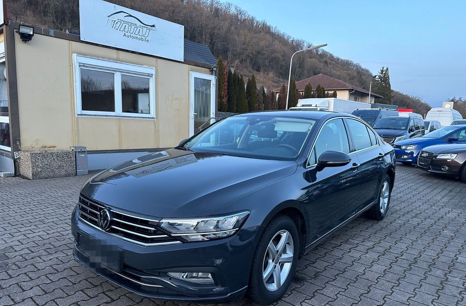 Volkswagen Passat Lim. Business foto 2