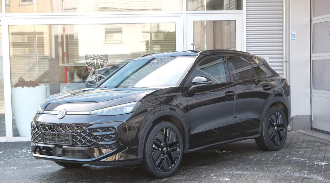 Volkswagen T-Roc 1.5 eTSI DSG R-Line