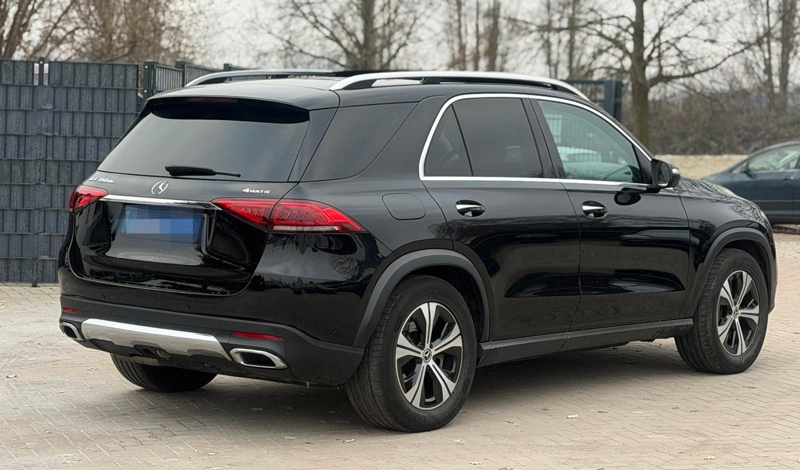Mercedes-Benz GLE 350 de 4Matic Plug-In AHK*LED*Kamera*Navi foto 4