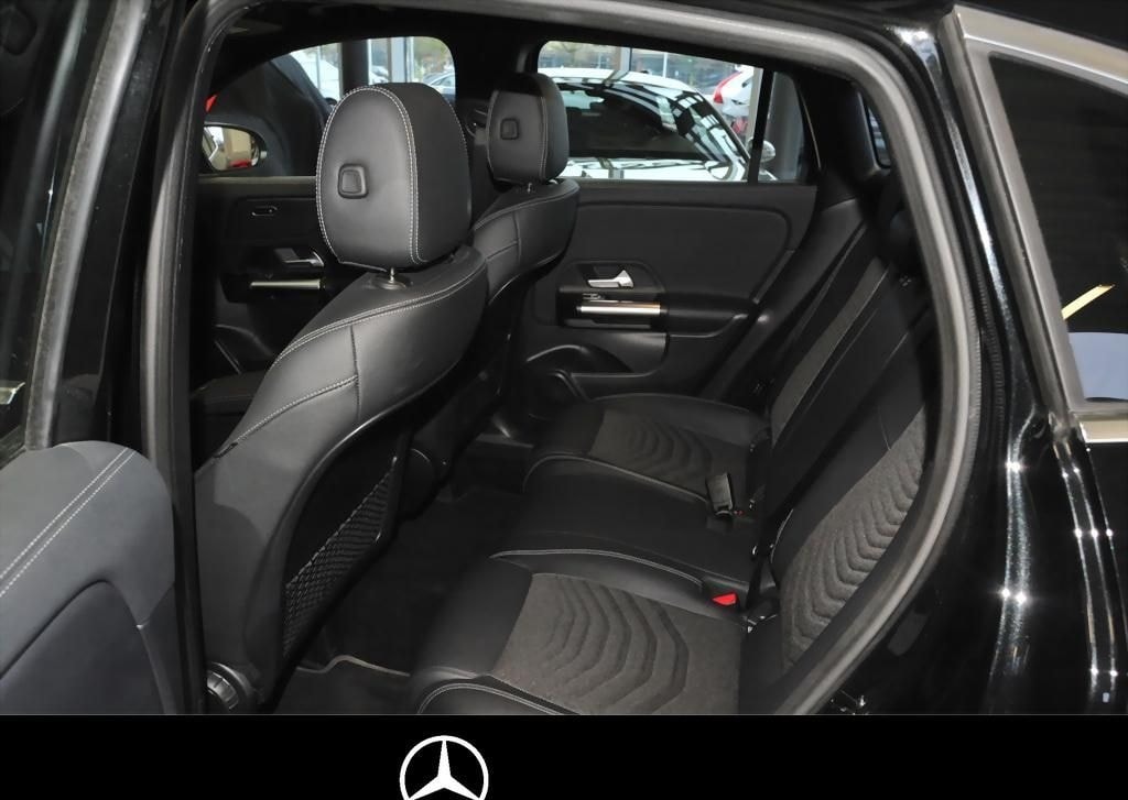 Mercedes-Benz GLA 200 d PROGRESSIVE DISTRONIC AHK MBUX KLIMA foto 11
