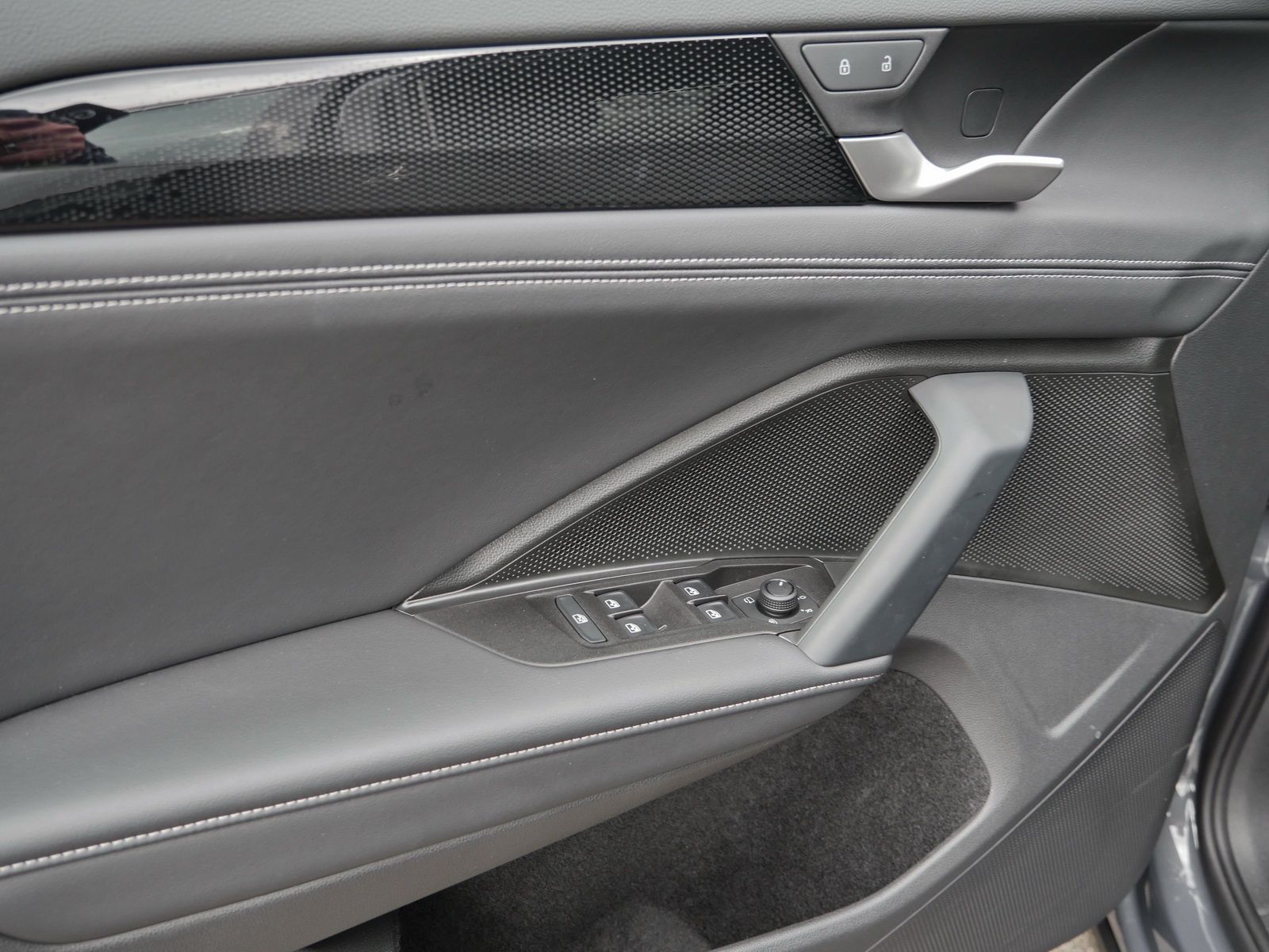 Volkswagen Tayron Life 1.5 eTSI AHK*LED*H&K*HuD*RFK*Digital foto 23