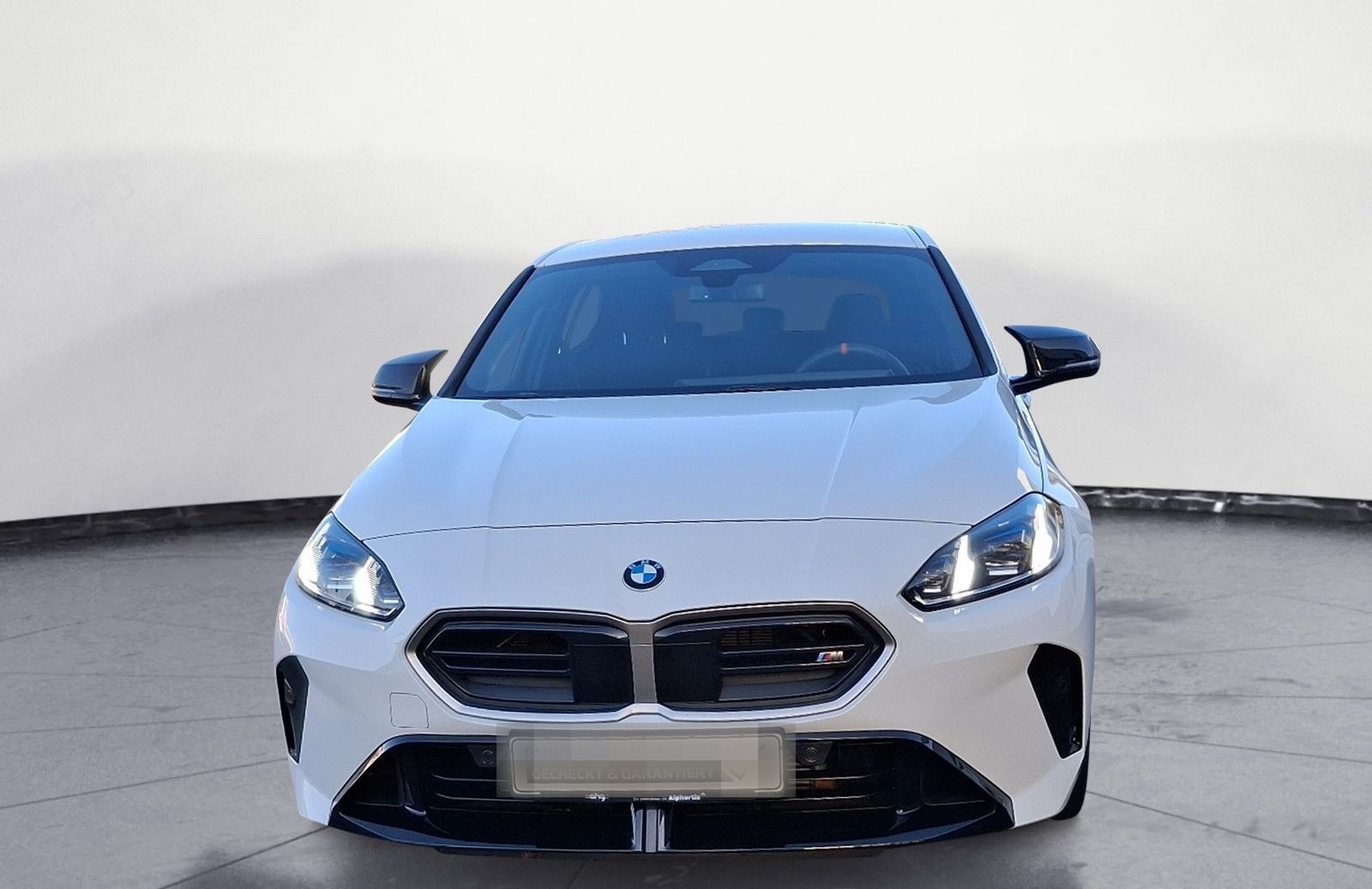 BMW M135 xDrive Klimaaut. Adaptives Fahrwerk foto 7