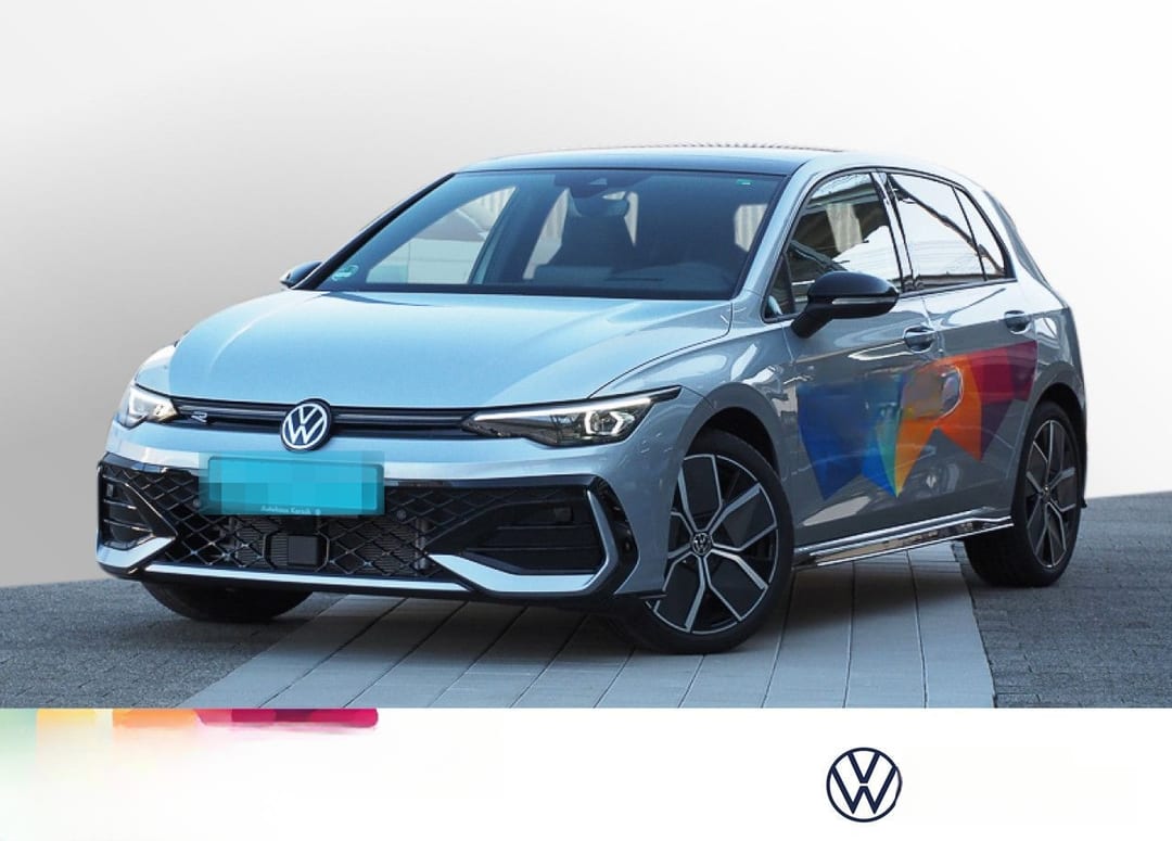 Volkswagen Golf VIII 1.5 eTSI DSG R-Line 2025