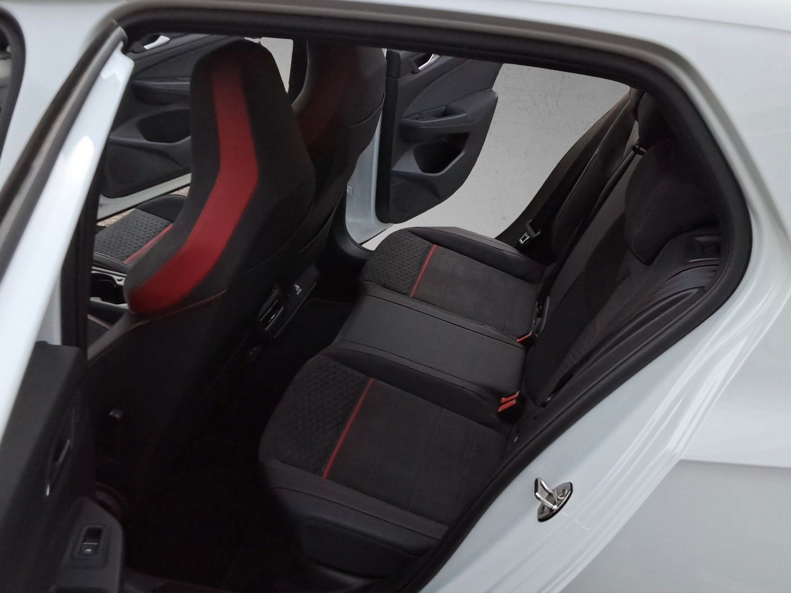 Volkswagen Golf GTI DSG CLUBSPORT Black Style,Navi,MATRIX foto 15