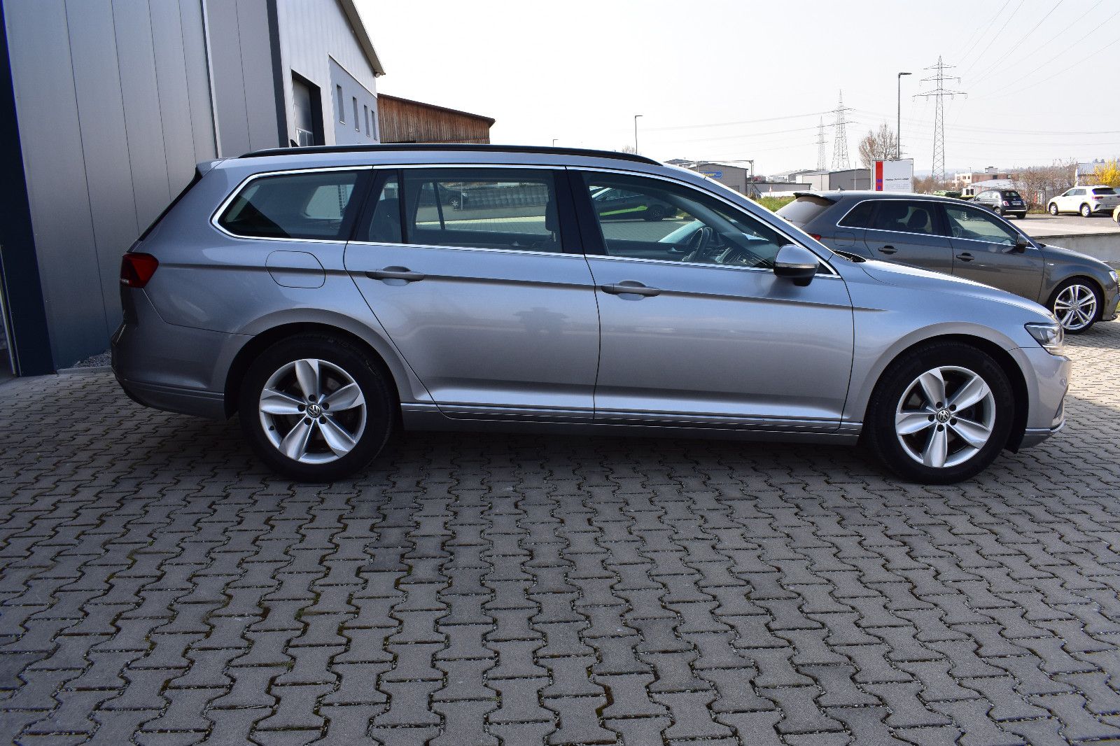 Volkswagen Passat 2.0 Business ACC/ ALU17"/NAVI/14 WEGE S foto 4