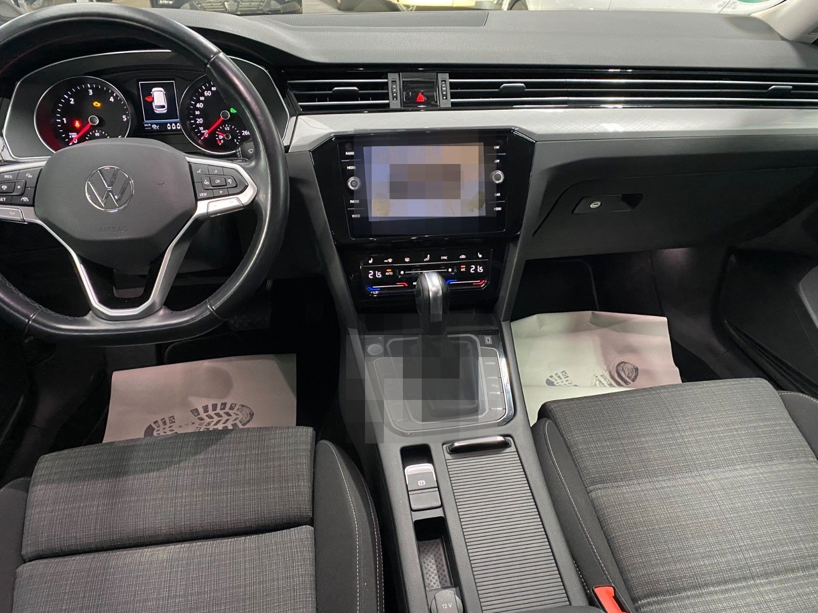 Volkswagen Passat 2.0 Business ACC/ ALU17"/NAVI/14 WEGE S foto 8