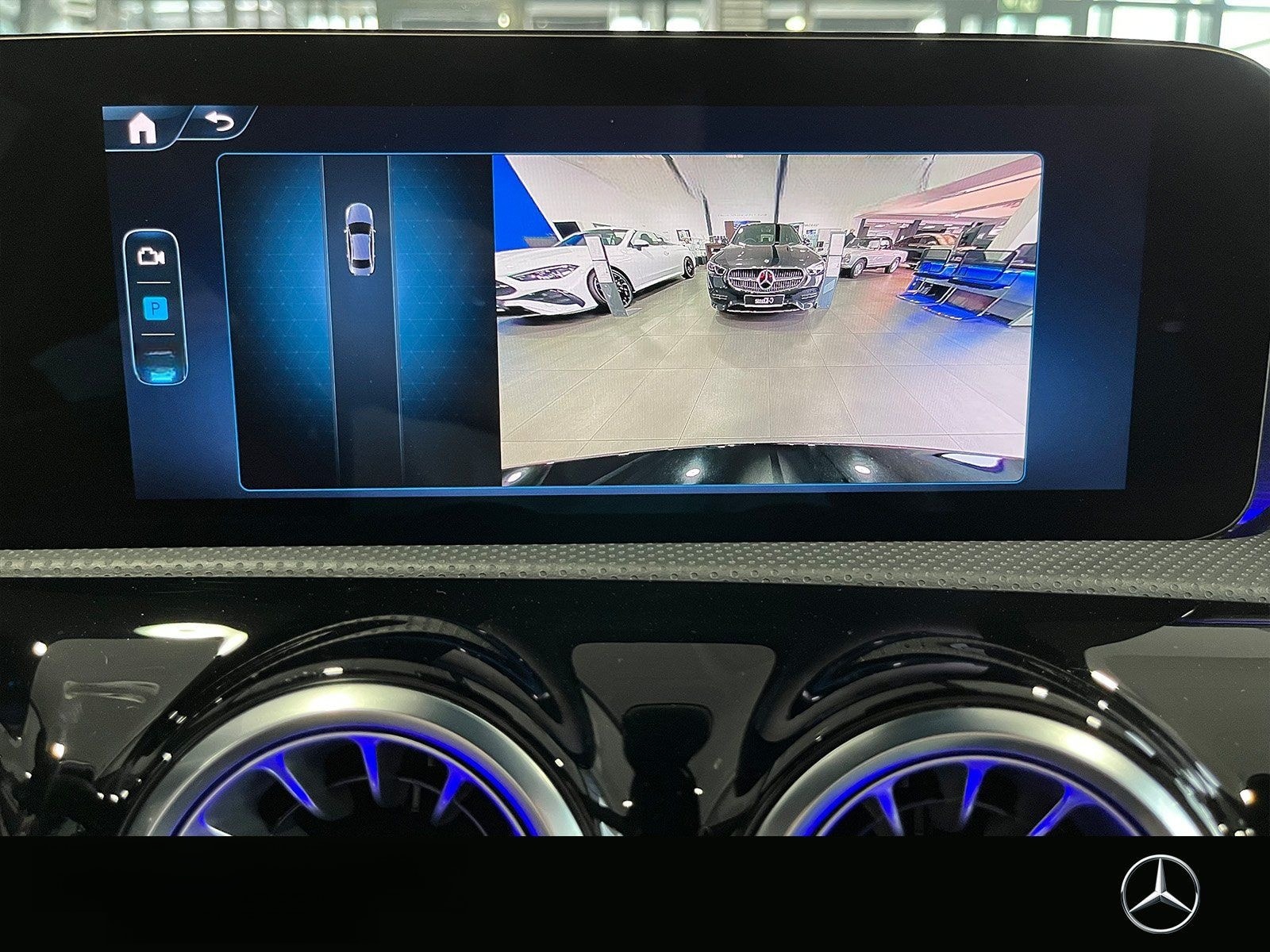 Mercedes-Benz A 220 d Lim. AMG+NIGHT+AMBIENTE+KAMERA+LENKRADHZ foto 11